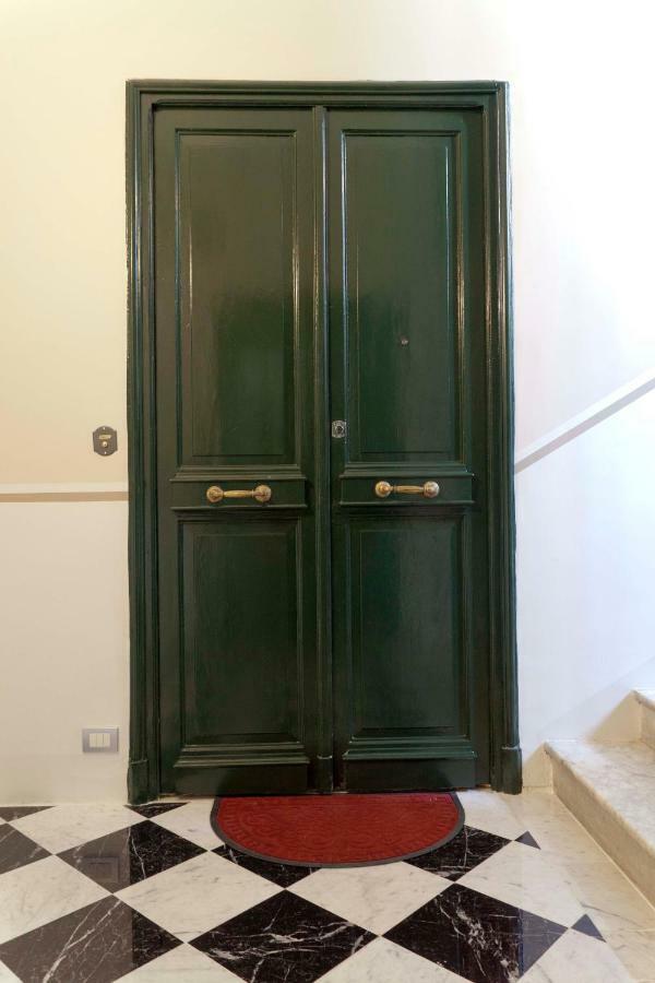 Villa Eugenia - Luxury Flat With Parking Space Bordighera Esterno foto